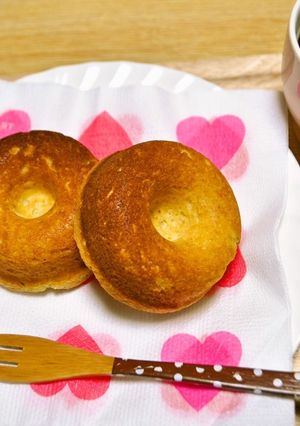 卵白救済★ホワイトチョコ入りドーナツ-レシピのメイン写真