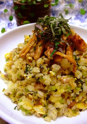 残りご飯で油揚げ香ばしい小松菜豚バラ炒飯-レシピのメイン写真