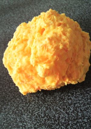 ホットケーキミックスとにんじんだけのパン-レシピのメイン写真