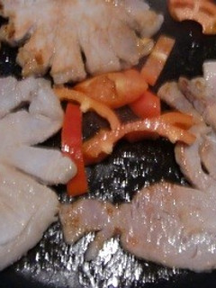 とんかつ用肉で、豚肉のしょうゆ炒め-レシピのメイン写真