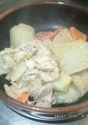 野菜と豚肉のゴマ味噌煮-レシピのメイン写真