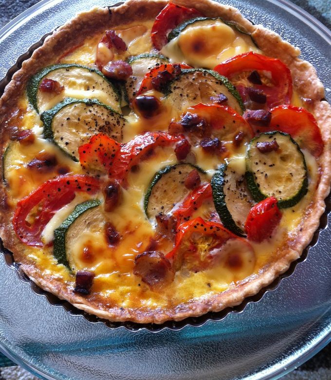 キッシュ様 キッシュ専門店 レ・カーセ / 【キッシュチポラ】×【白い林檎のキッシュ】