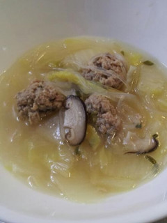 白菜と肉団子の 春雨スープ-レシピのメイン写真