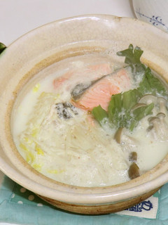 白菜たっぷり牛乳鍋-レシピのメイン写真