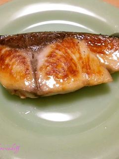 塩麹さんdeぶりのバター焼き♪-レシピのメイン写真