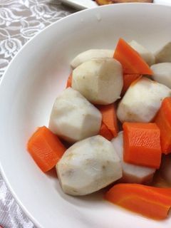 里芋と人参のほっこり煮物♡-レシピのメイン写真