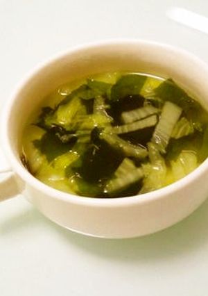白菜とワカメの中華スープ-レシピのメイン写真