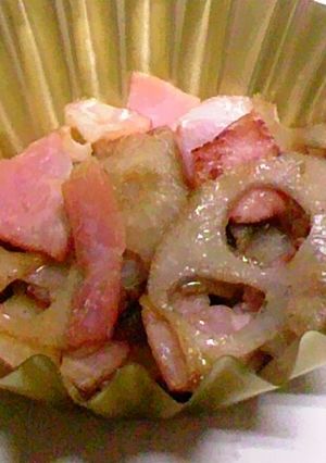 添え物にどうぞ♪蓮根とベーコン炒め-レシピのメイン写真