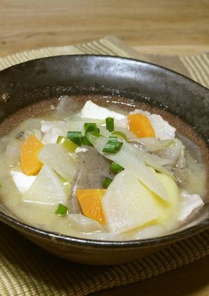 STAUBで豚汁♪-レシピのメイン写真