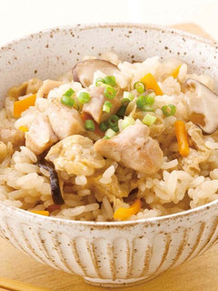 うどんスープで!炊き込みご飯-レシピのメイン写真