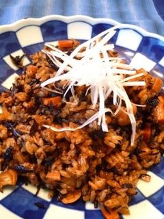 豆まきの福豆で!ひじきの味噌おこわ-レシピのメイン写真