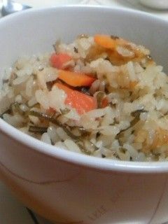 塩こんぶで簡単☆うまい炊き込みご飯-レシピのメイン写真