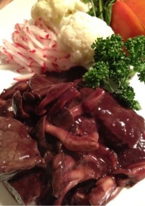 【赤ワイン】牛肉の赤ワインみそ煮込み-レシピのメイン写真