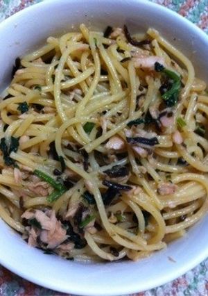 ツナとほうれん草の塩昆布パスタ-レシピのメイン写真