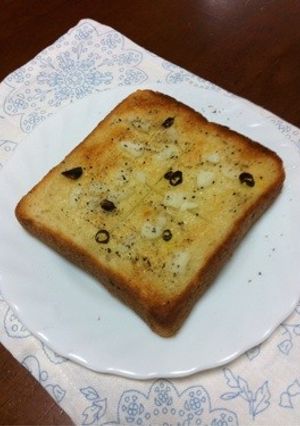 ペペロンチーノ風トースト-レシピのメイン写真