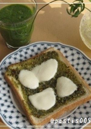 シンプル簡単♪バジル☆トースト-レシピのメイン写真