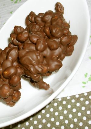 残った節分の豆で♥️豆チョコ-レシピのメイン写真