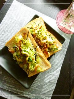 桜えび×キャベツのレモンカレートースト-レシピのメイン写真