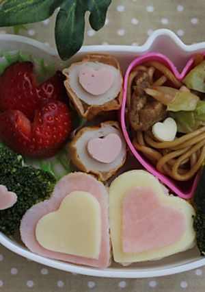 バレンタインに♪ハートのおにぎりお弁当-レシピのメイン写真