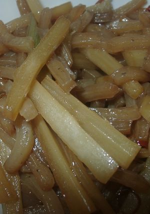 うどとこんにゃくのきんぴら-レシピのメイン写真