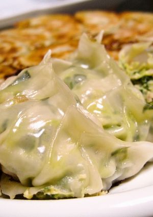 ニラ大好き♡うちの餃子☆焼き方のコツ有り-レシピのメイン写真