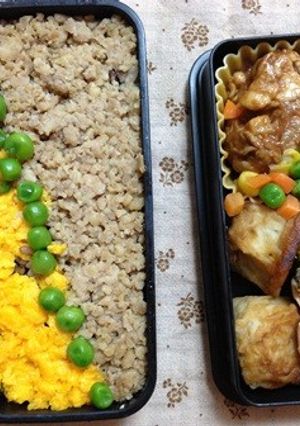 フォークでぐるぐる鮮やかレンジでそぼろ卵-レシピのメイン写真