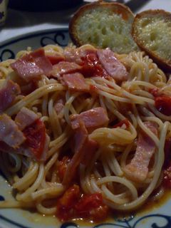 プチトマトとベーコンのシンプルスパゲティ-レシピのメイン写真