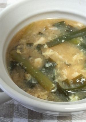 ニラ玉味噌汁-レシピのメイン写真