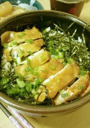 ピリ辛きじ焼き丼-レシピのメイン写真