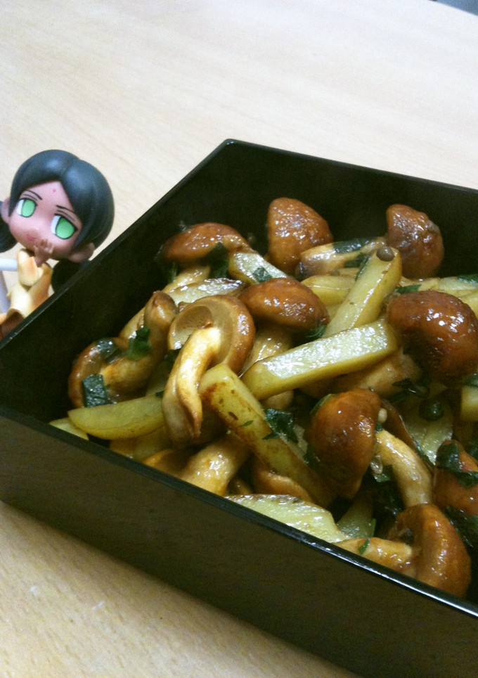 なめことじゃがいもの山椒バター炒め-レシピのメイン写真