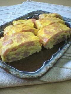 卵2個でこのボリューム!我が家の卵焼き-レシピのメイン写真