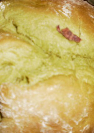 抹茶あずきお餅入りのご飯パン-レシピのメイン写真