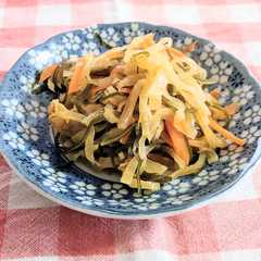 รูปของ 大根と切り昆布の煮物～♪♪