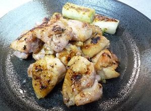 ☀味付けは塩麹だけ♪鶏ももねぎ焼き-レシピのメイン写真