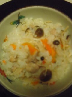 塩糀で味付け鶏肉ときのこの炊き込みご飯!-レシピのメイン写真
