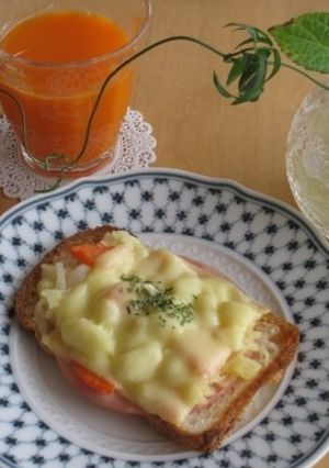 朝食に♪簡単ポテサラ☆トースト-レシピのメイン写真