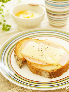 シンプル♪チーズとハムのトースト-レシピのメイン写真
