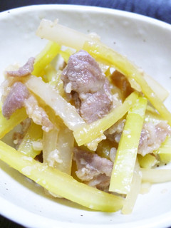 *ルクエde大根皮と豚肉の塩麹蒸し*-レシピのメイン写真