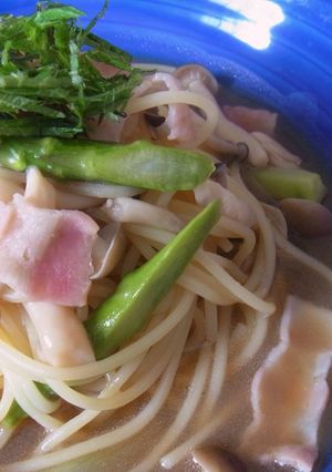 ｱｽﾊﾟﾗ・ﾍﾞｰｺﾝの和風ﾊﾟｽﾀ-レシピのメイン写真