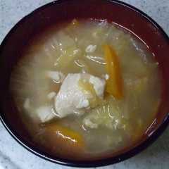 รูปของ しょっぱい白菜漬で作る簡単けんちん汁