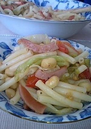 主食かも？あったかマカロニサラダ-レシピのメイン写真