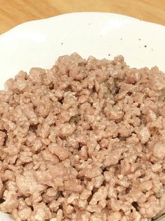 簡単☆時短5分☆ふんわりしっとり肉そぼろ-レシピのメイン写真