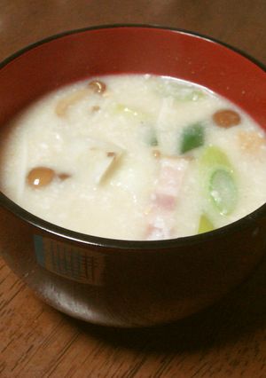 ☆さといもベーコン☆酒粕入り味噌汁-レシピのメイン写真