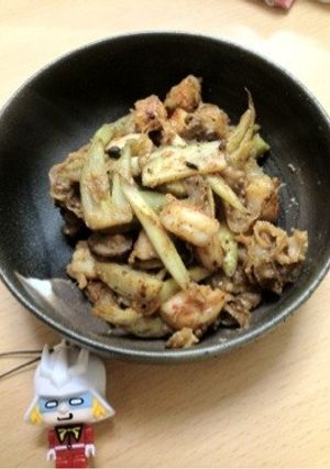 エビと貝ひもとウドの粕味噌炒め-レシピのメイン写真
