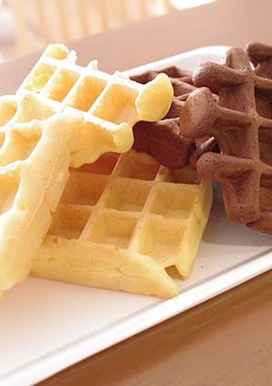 【幼児食】米粉ワッフルココア＆プレーン-レシピのメイン写真