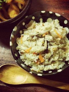 ごぼう香る☆炊き込みご飯-レシピのメイン写真