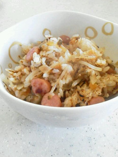 市販の塩ダレで簡単ウマ♪たくあん炒飯-レシピのメイン写真