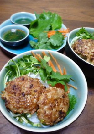 混ぜて焼くだけ ベトナム風 豚つくね-レシピのメイン写真