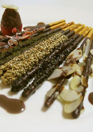 変り種五色ポッキー-レシピのメイン写真