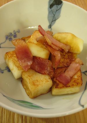 はんぺんとベーコンのマーガリン醤油炒め☆-レシピのメイン写真